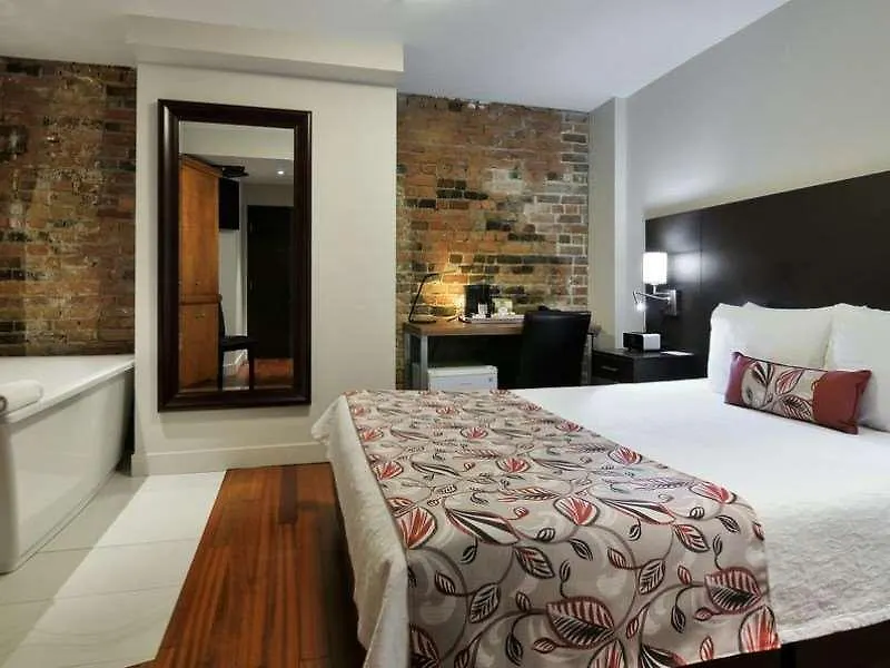 *** Hotel Auberge Le Pomerol Montréal Canada